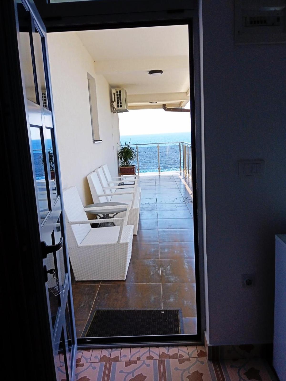 Sunset View Apartments Bar Habitación foto