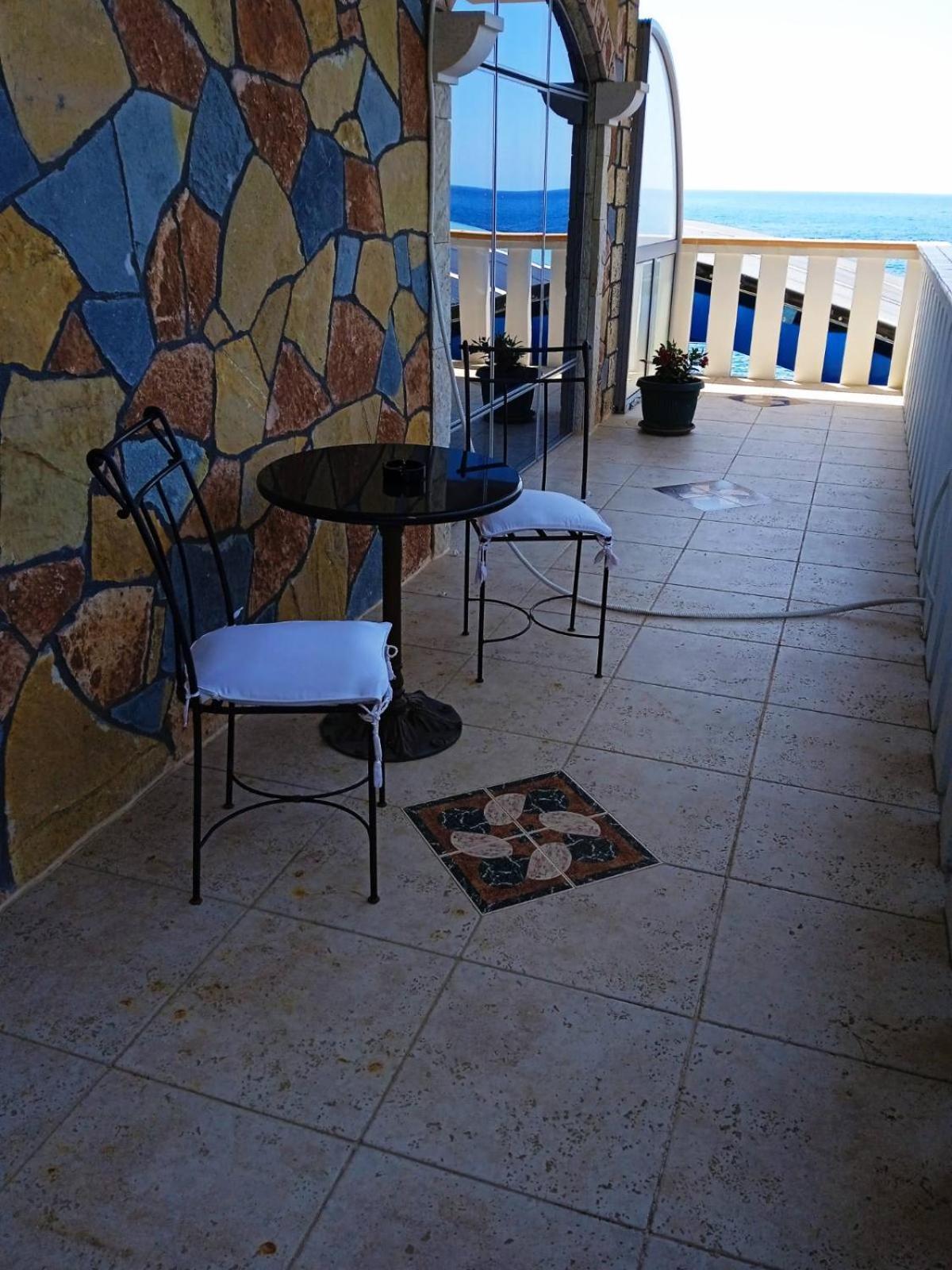 Sunset View Apartments Bar Habitación foto